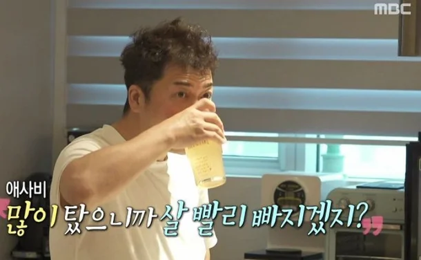 애사비 다이어트를 하고 있는 전현무