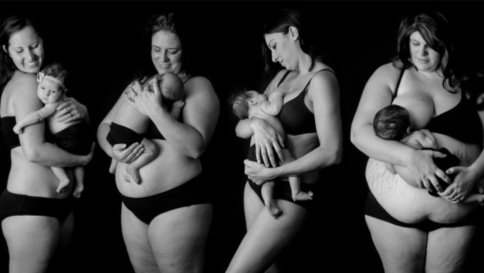 아이를 안고 있는 엄마